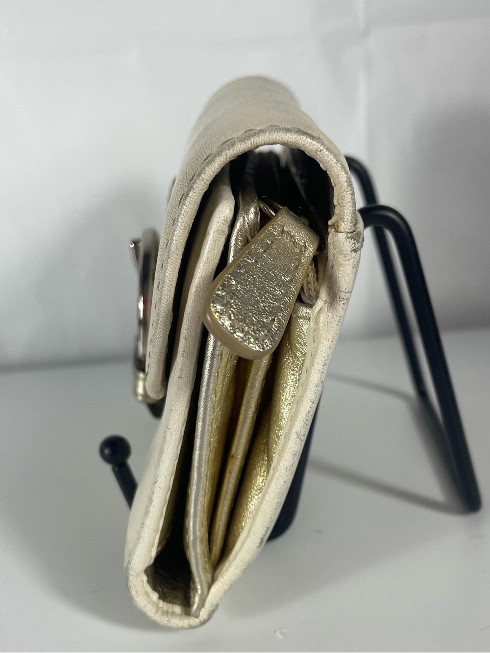 Coach Vintage Soho Cream Metallic Gold Leather Wallet-COA - Picture 11 of 13